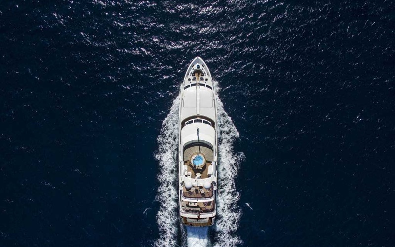 quest-r-motor-yacht (3)